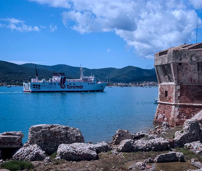 Traghetti per l'Elba